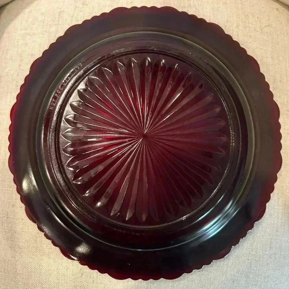 Vintage Avon Cape Cod Red Glass Pasta/Pie Dish EUC!